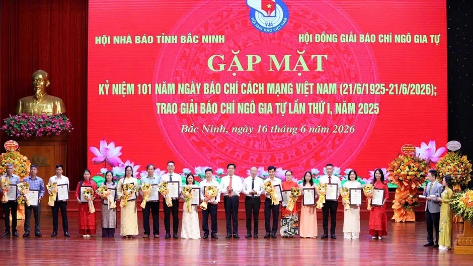 Bắc Ninh kỷ niệm 101 năm Ngày Báo chí Cách mạng Việt Nam và trao Giải Báo chí Ngô Gia Tự lần thứ I Bắc Ninh kỷ niệm 101 năm Ngày Báo chí Cách mạng Việt Nam và trao Giải Báo chí Ngô Gia Tự lần thứ I