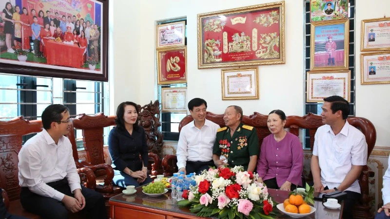 Bắc Ninh phải tiên phong, mẫu mực của cả nước trong thực hiện tăng trưởng kinh tế gắn với tiến bộ, công bằng xã hội Bắc Ninh phải tiên phong, mẫu mực của cả nước trong thực hiện tăng trưởng kinh tế gắn với tiến bộ, công bằng xã hội
