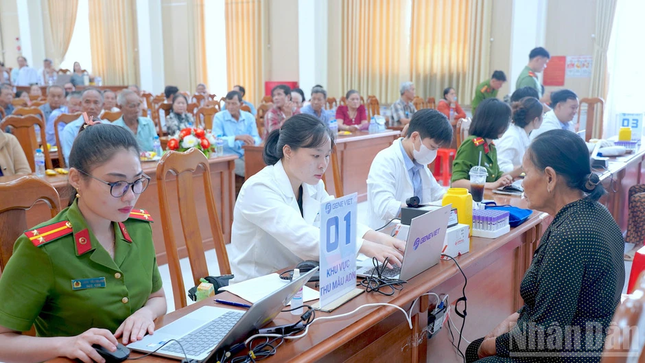 Bài 1: Mở cửa hy vọng nửa thế kỷ