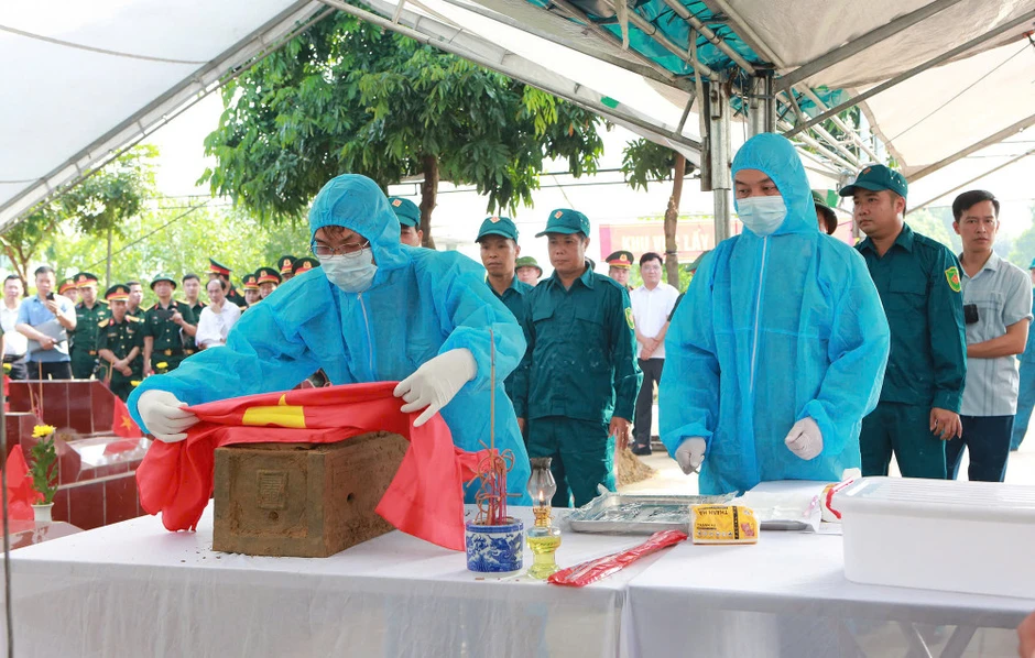 Bài 2: Mở rộng kênh thông tin, ứng dụng khoa học công nghệ Bài 2: Mở rộng kênh thông tin, ứng dụng khoa học công nghệ
