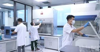 Bài 2: Mở rộng kênh thông tin, ứng dụng khoa học công nghệ