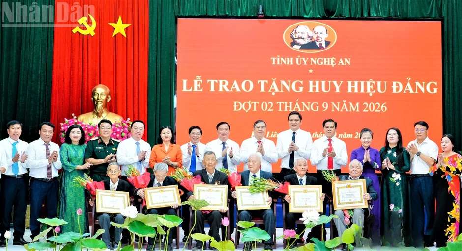 Bài 5: Mô hình sáng tạo, linh hoạt các giải pháp Bài 5: Mô hình sáng tạo, linh hoạt các giải pháp