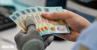 Bãi bỏ thủ tục thu thập, cập nhật thông tin sinh trắc học về ADN, giọng nói