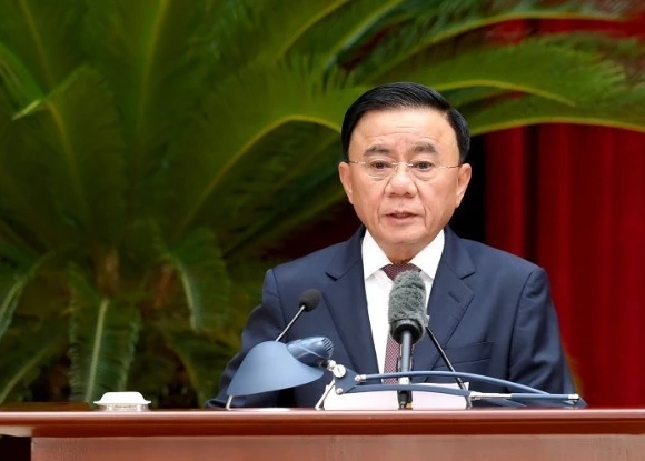 Ban Bí thư: Hình thành các tập đoàn xuất bản, truyền thông chủ lực quốc gia Ban Bí thư: Hình thành các tập đoàn xuất bản, truyền thông chủ lực quốc gia