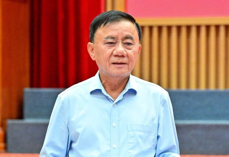Ban Bí thư hướng dẫn điều kiện kết nạp Đảng với người trên 60 tuổi Ban Bí thư hướng dẫn điều kiện kết nạp Đảng với người trên 60 tuổi