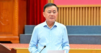 Ban Bí thư hướng dẫn mới về tuổi đời, trình độ một số trường hợp kết nạp đảng