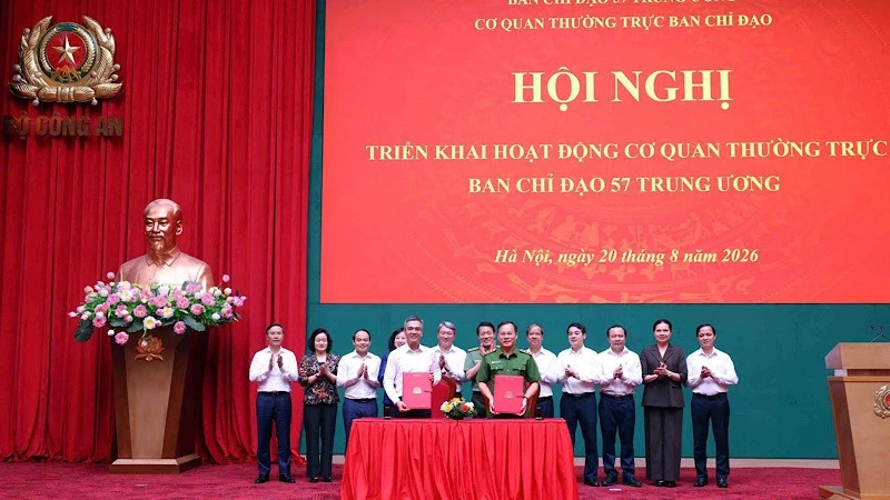Bàn giao Cơ quan Thường trực Ban Chỉ đạo 57 Trung ương về Bộ Công an Bàn giao Cơ quan Thường trực Ban Chỉ đạo 57 Trung ương về Bộ Công an