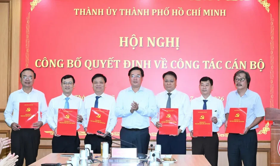 Ban Thường vụ Thành ủy TPHCM công bố quyết định cán bộ tại Ban Nghiên cứu phát triển TPHCM Ban Thường vụ Thành ủy TPHCM công bố quyết định cán bộ tại Ban Nghiên cứu phát triển TPHCM