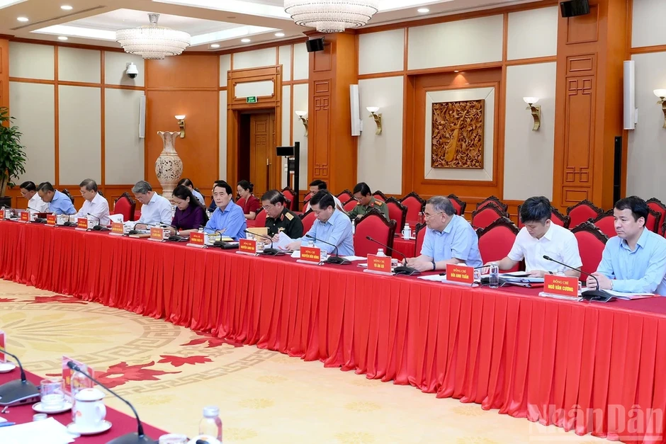 Bằng cấp, chức vụ không thể thay thế năng lực thực thi và kết quả phục vụ dân