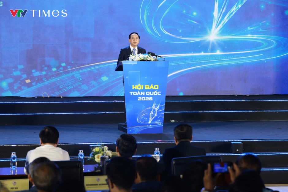 Báo chí trong kỷ nguyên mới: Giữ niềm tin giữa biển lớn thông tin Báo chí trong kỷ nguyên mới: Giữ niềm tin giữa biển lớn thông tin