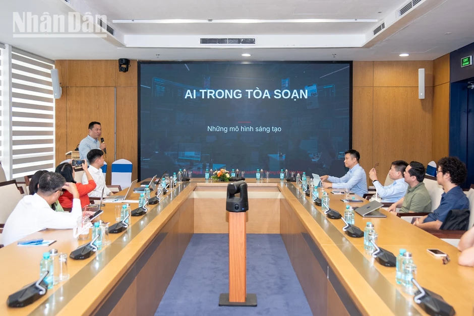 Báo chí ứng dụng và kiểm soát công nghệ để bắt kịp xu hướng Báo chí ứng dụng và kiểm soát công nghệ để bắt kịp xu hướng