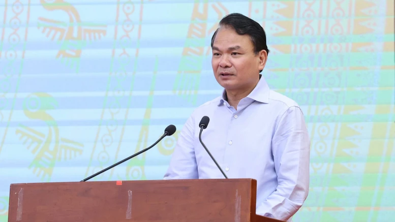 Bảo đảm cung cấp đầy đủ thiết bị y tế, thuốc thiết yếu cho người dân với giá phù hợp