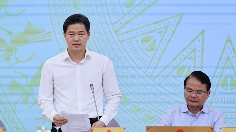 Bảo đảm cung cấp đầy đủ thiết bị y tế, thuốc thiết yếu cho người dân với giá phù hợp