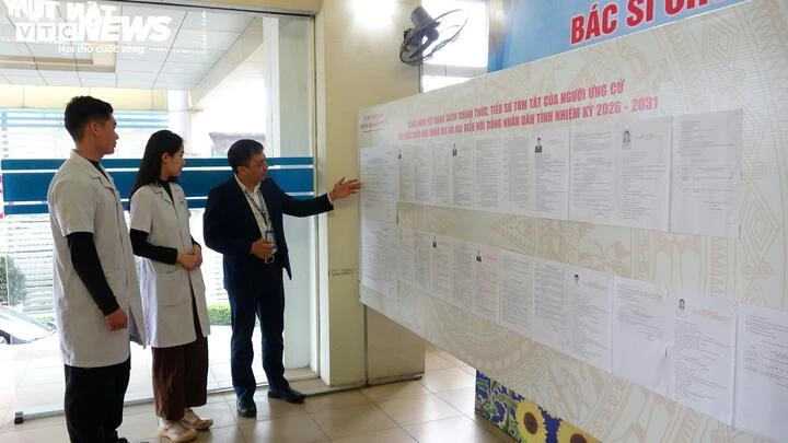 Bảo đảm quyền bầu cử cho hơn 23.000 sinh viên dân tộc thiểu số tại Thái Nguyên Bảo đảm quyền bầu cử cho hơn 23.000 sinh viên dân tộc thiểu số tại Thái Nguyên