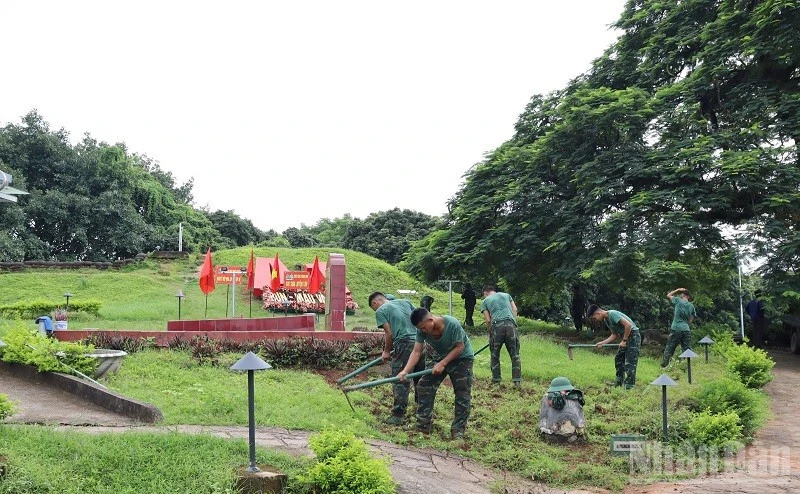Bảo đảm tinh gọn đầu mối, nâng cao chất lượng phục vụ Bảo đảm tinh gọn đầu mối, nâng cao chất lượng phục vụ