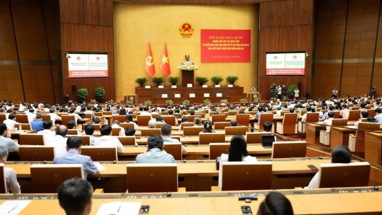 Bảo đảm vững chắc an ninh cơ sở, giải quyết mọi yếu tố gây mất an ninh, trật tự từ gốc rễ Bảo đảm vững chắc an ninh cơ sở, giải quyết mọi yếu tố gây mất an ninh, trật tự từ gốc rễ
