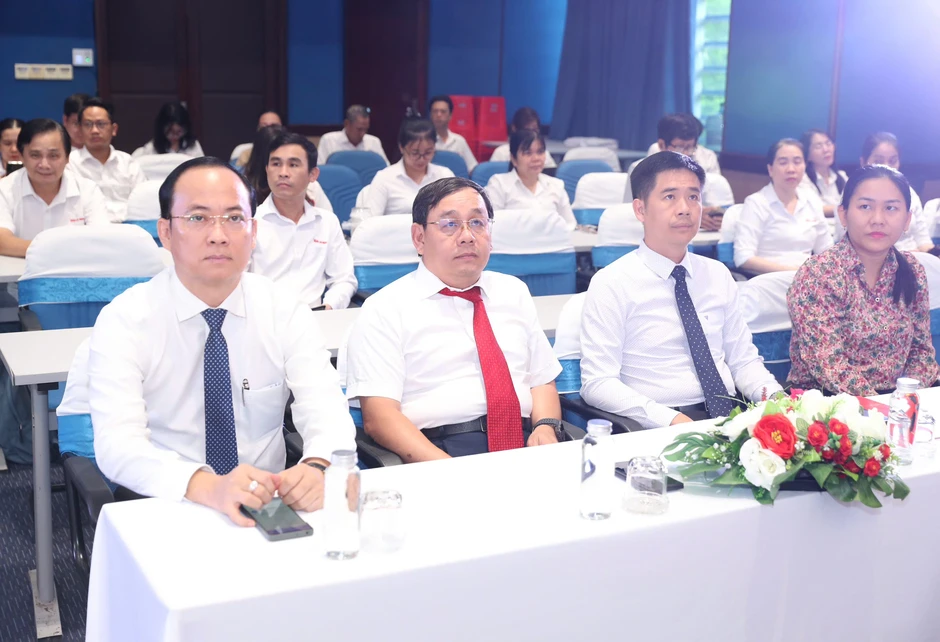 TinVina có nhiều đóng góp quan trọng cho sự phát triển của TPHCM TinVina có nhiều đóng góp quan trọng cho sự phát triển của TPHCM