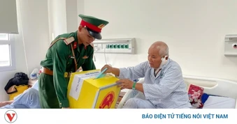 Bầu cử tại TP.HCM: Những lá phiếu đặc biệt từ bệnh viện và cử tri khuyết tật