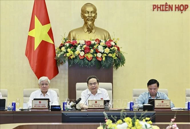 Bế mạc Phiên họp thứ 4 của Ủy ban Thường vụ Quốc hội Bế mạc Phiên họp thứ 4 của Ủy ban Thường vụ Quốc hội