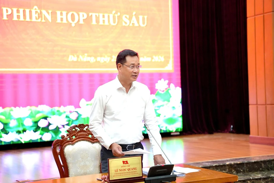 Bí thư Đà Nẵng yêu cầu làm rõ vụ loạt cán bộ nhận tiền bỏ qua sai phạm Bí thư Đà Nẵng yêu cầu làm rõ vụ loạt cán bộ nhận tiền bỏ qua sai phạm