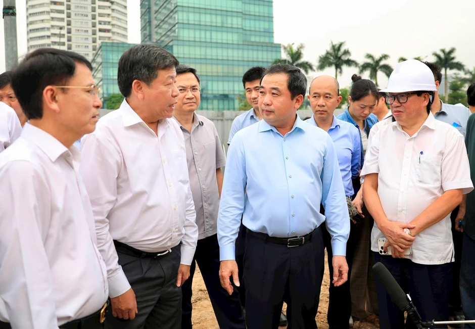 Bí thư Hà Nội chốt tiến độ 4 dự án để đường bớt tắc, phố bớt ngập Bí thư Hà Nội chốt tiến độ 4 dự án để đường bớt tắc, phố bớt ngập