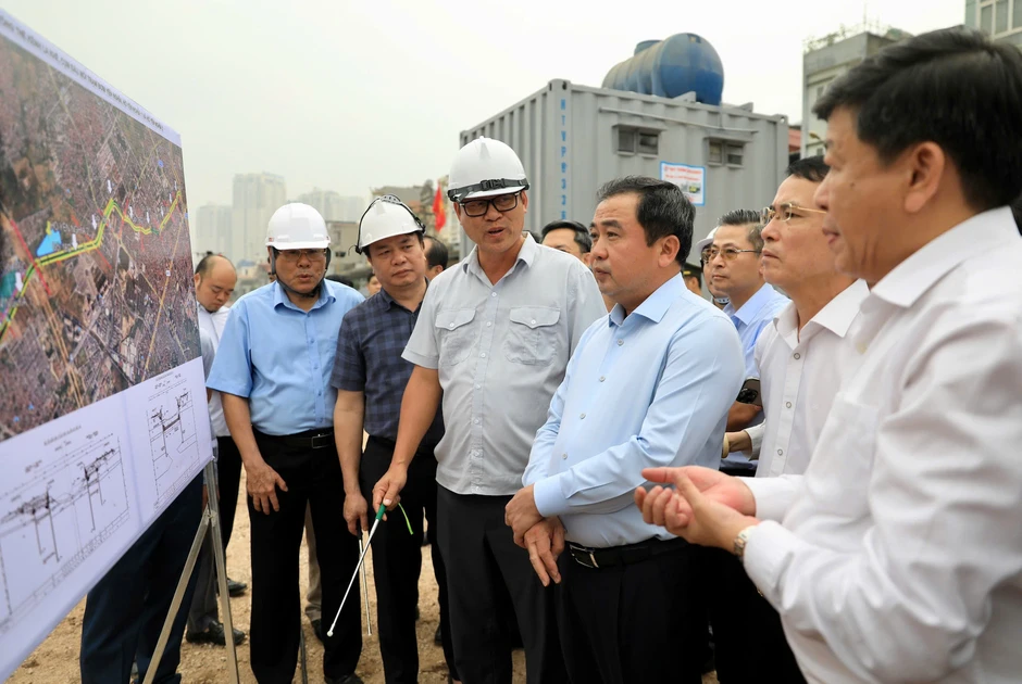 Bí thư Hà Nội chốt tiến độ 4 dự án trọng điểm chống ngập, tắc đường Bí thư Hà Nội chốt tiến độ 4 dự án trọng điểm chống ngập, tắc đường