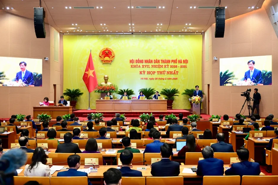 Bí thư Hà Nội: Đánh giá cán bộ bằng KPI, kiên quyết thay thế người yếu kém Bí thư Hà Nội: Đánh giá cán bộ bằng KPI, kiên quyết thay thế người yếu kém