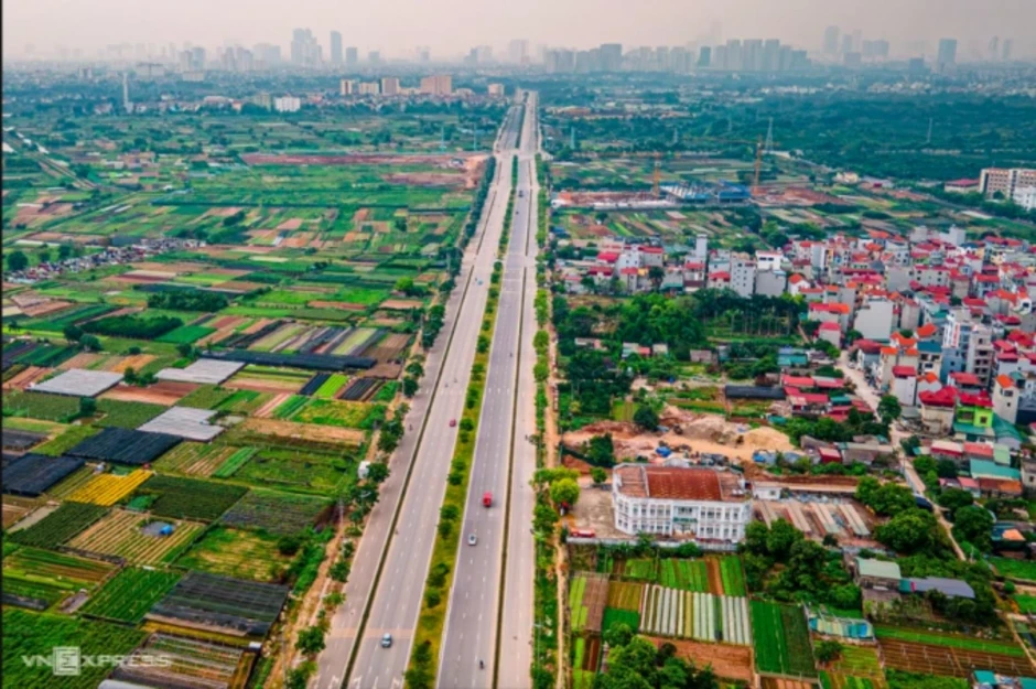 Bí thư Hà Nội yêu cầu hoàn thành trục Tây Thăng Long năm 2027 - Báo TinVina Bí thư Hà Nội yêu cầu hoàn thành trục Tây Thăng Long năm 2027 - Báo TinVina