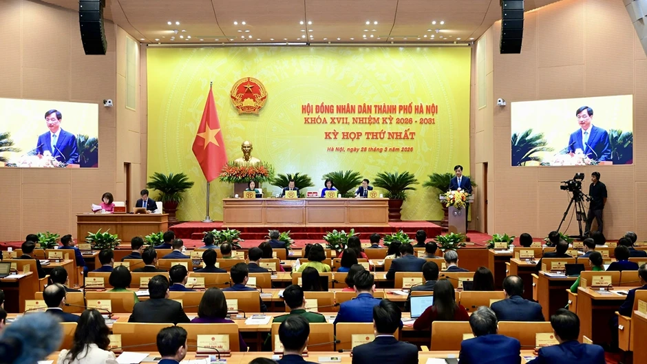 Bí thư Thành ủy Hà Nội định hướng 6 nhiệm vụ trọng tâm cho nhiệm kỳ mới Bí thư Thành ủy Hà Nội định hướng 6 nhiệm vụ trọng tâm cho nhiệm kỳ mới