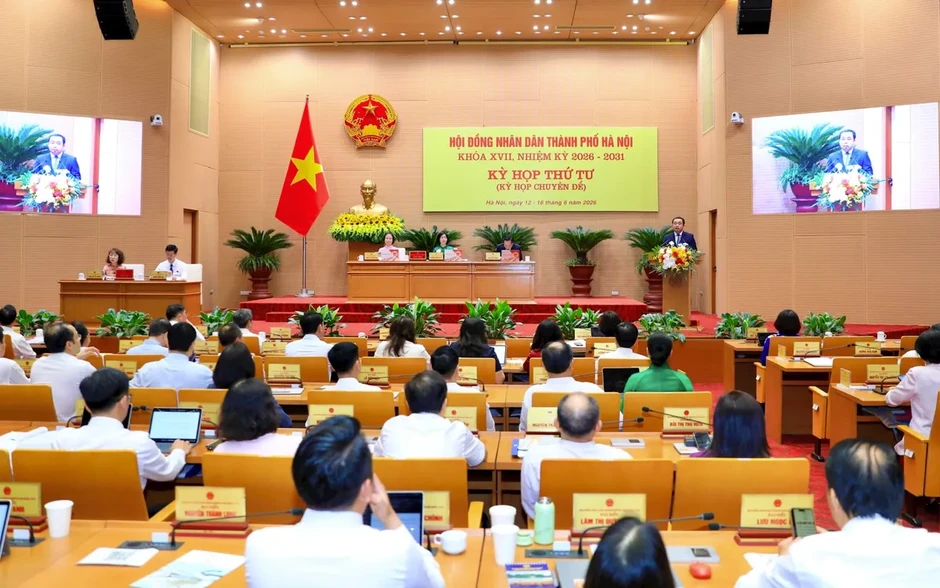 Bí thư Thành ủy Hà Nội: Không để nghị quyết nằm trên giấy, người dân, doanh nghiệp phải chờ đợi Bí thư Thành ủy Hà Nội: Không để nghị quyết nằm trên giấy, người dân, doanh nghiệp phải chờ đợi