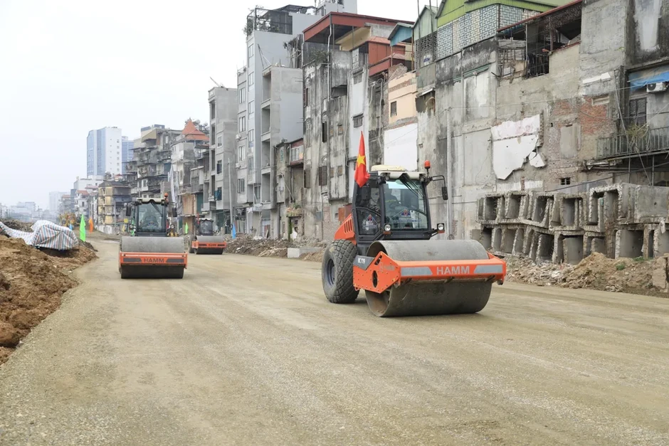 Bí thư Thành ủy Hà Nội kiểm tra, yêu cầu đẩy nhanh các công trình trọng điểm