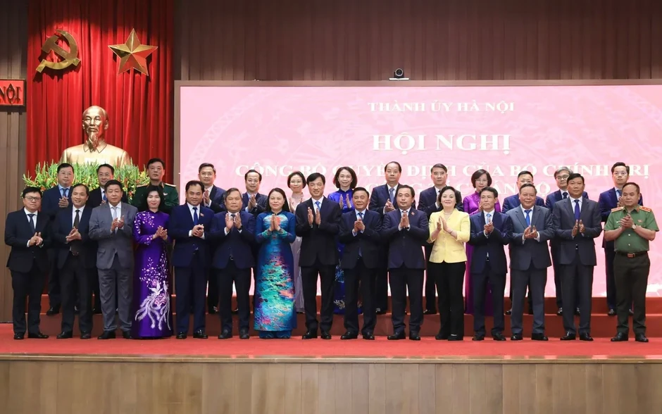 Bí thư Thành ủy Hà Nội Trần Đức Thắng: Kiến tạo động lực mới cho Thủ đô trong kỷ nguyên phát triển Bí thư Thành ủy Hà Nội Trần Đức Thắng: Kiến tạo động lực mới cho Thủ đô trong kỷ nguyên phát triển