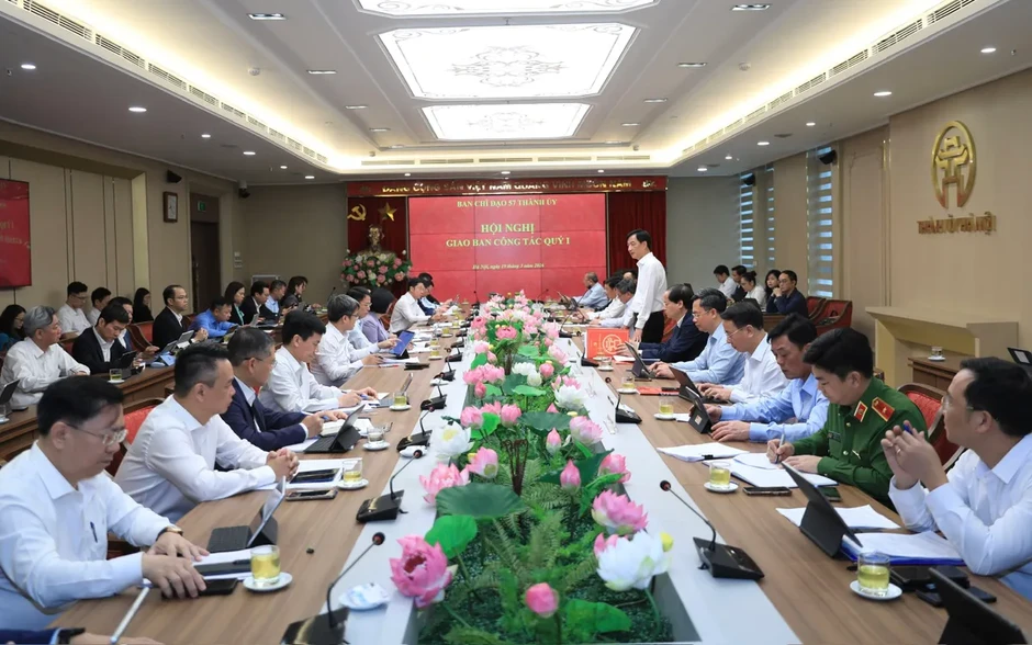Bí thư Thành ủy Nguyễn Duy Ngọc: Xử lý dứt điểm bài toán dữ liệu để bứt phá số Bí thư Thành ủy Nguyễn Duy Ngọc: Xử lý dứt điểm bài toán dữ liệu để bứt phá số