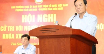 Bí thư Thành ủy TPHCM: Giao thông kết nối sân bay Tân Sơn Nhất rối rắm