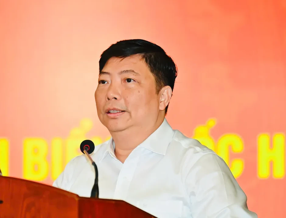 Bí thư Thành ủy TPHCM: Năm 2026 khởi công tuyến metro kết nối sân bay Tân Sơn Nhất và sân bay Long Thành Bí thư Thành ủy TPHCM: Năm 2026 khởi công tuyến metro kết nối sân bay Tân Sơn Nhất và sân bay Long Thành