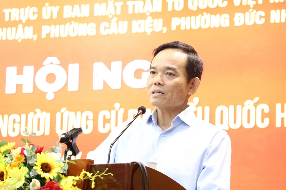 Bí thư Thành ủy TPHCM: Nhà 3-4 xuyệt "lùng nhùng", tìm không ra, phải xử lý Bí thư Thành ủy TPHCM: Nhà 3-4 xuyệt "lùng nhùng", tìm không ra, phải xử lý