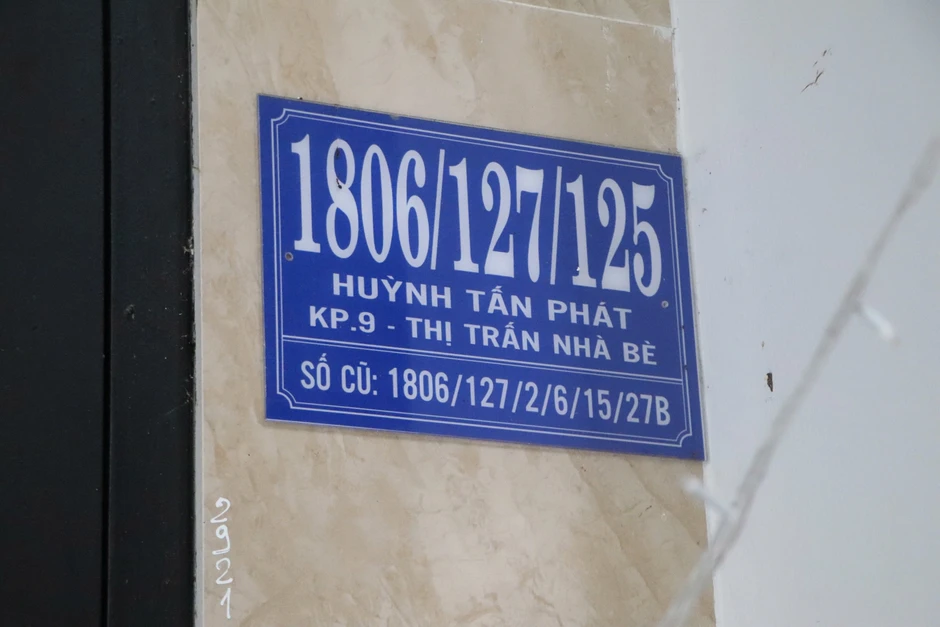 Bí thư Thành ủy TPHCM: Nhà 3-4 xuyệt "lùng nhùng", tìm không ra, phải xử lý Bí thư Thành ủy TPHCM: Nhà 3-4 xuyệt "lùng nhùng", tìm không ra, phải xử lý