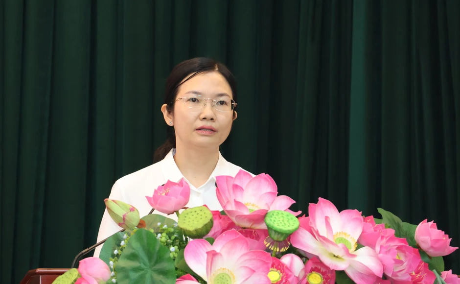 Bí thư Thành ủy TPHCM tiếp xúc cử tri 3 phường: Bình Tiên, Bình Tây và Bình Phú Bí thư Thành ủy TPHCM tiếp xúc cử tri 3 phường: Bình Tiên, Bình Tây và Bình Phú