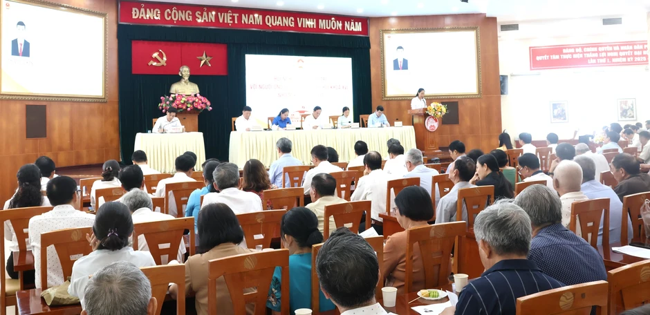 Bí thư Thành ủy TPHCM Trần Lưu Quang chia sẻ chuyện "hậu trường" dự án Công viên số 1 Lý Thái Tổ Bí thư Thành ủy TPHCM Trần Lưu Quang chia sẻ chuyện "hậu trường" dự án Công viên số 1 Lý Thái Tổ