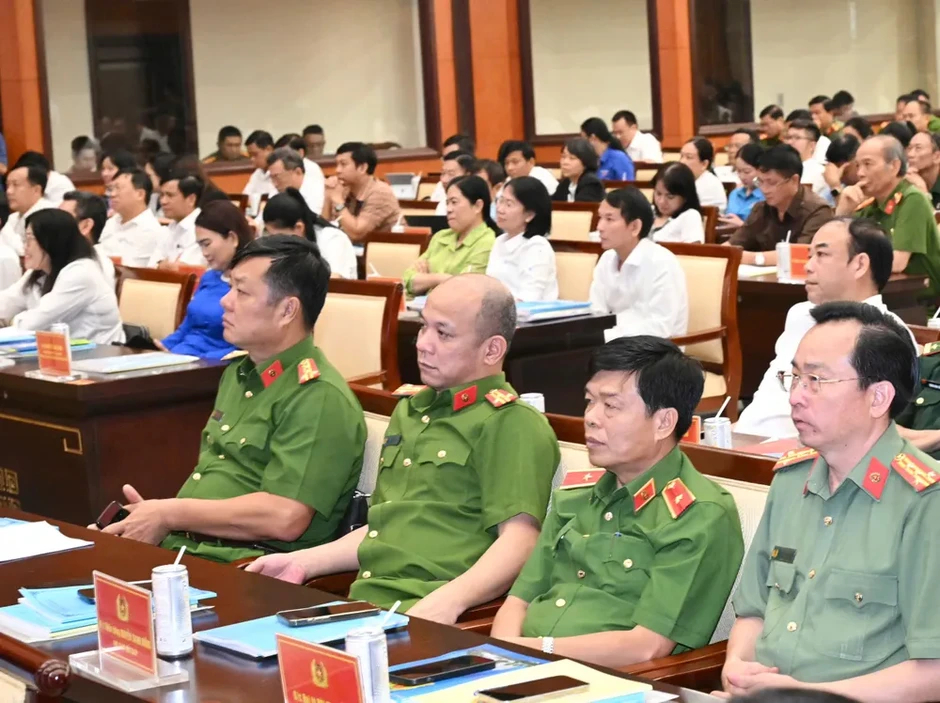 Bí thư Thành ủy TPHCM Trần Lưu Quang: Lập “bản đồ tình hình ma túy" đến từng xã, phường, đặc khu Bí thư Thành ủy TPHCM Trần Lưu Quang: Lập “bản đồ tình hình ma túy" đến từng xã, phường, đặc khu