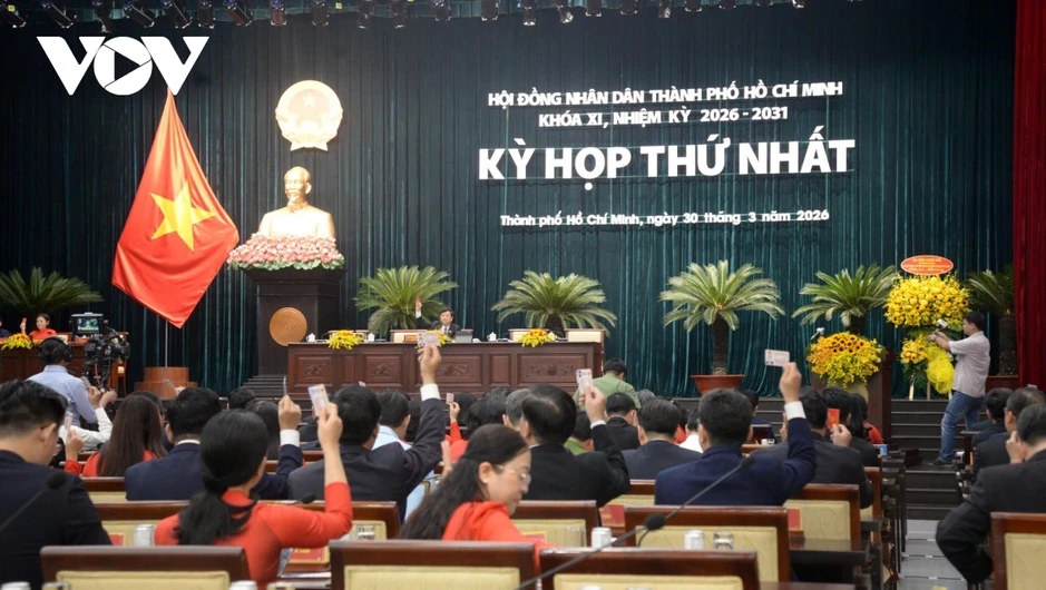 Bí thư TP.HCM Trần Lưu Quang: Uy tín của HĐND đến từ hành động gần dân Bí thư TP.HCM Trần Lưu Quang: Uy tín của HĐND đến từ hành động gần dân