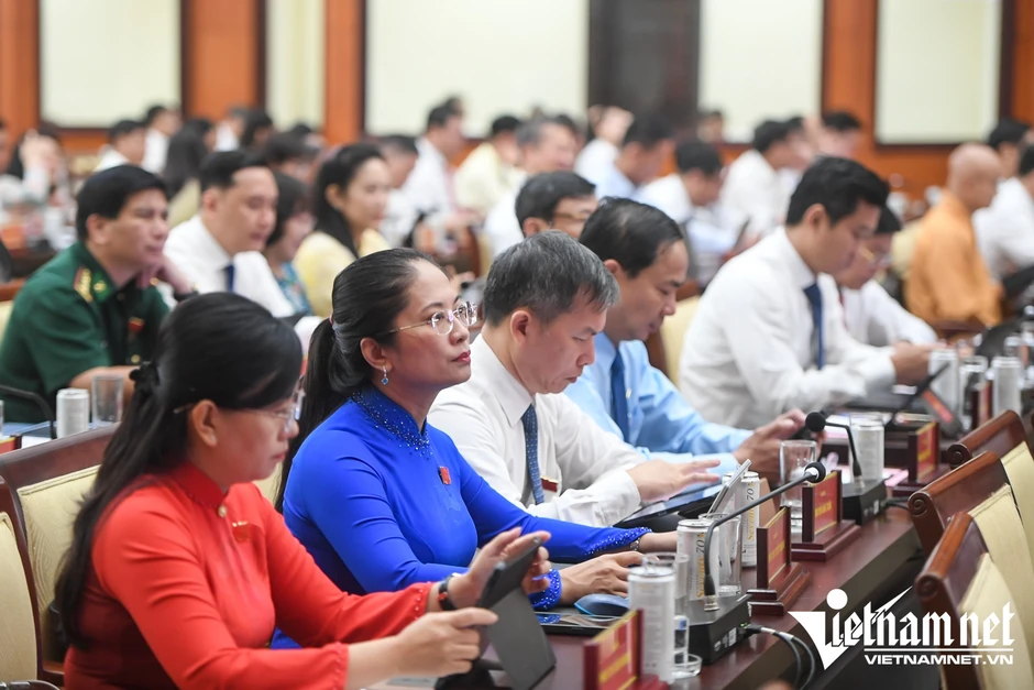 Bí thư Trần Lưu Quang: Không để quyền được giao nhưng cán bộ không dám sử dụng Bí thư Trần Lưu Quang: Không để quyền được giao nhưng cán bộ không dám sử dụng
