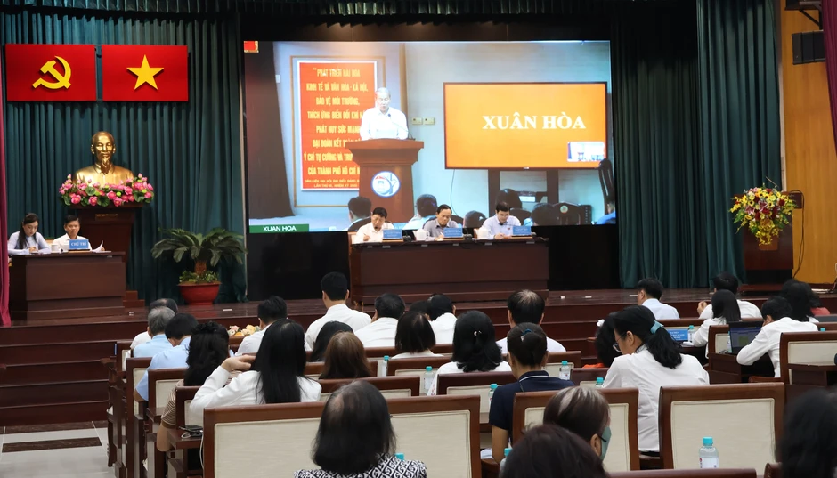 Bí thư Trần Lưu Quang: TPHCM sẽ nghiên cứu xây nhà ở thương mại với giá hợp lý Bí thư Trần Lưu Quang: TPHCM sẽ nghiên cứu xây nhà ở thương mại với giá hợp lý