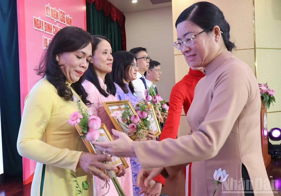 Biến những điều học được từ Bác thành hành động cụ thể hằng ngày Biến những điều học được từ Bác thành hành động cụ thể hằng ngày