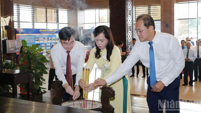 Biến những điều học được từ Bác thành hành động cụ thể hằng ngày Biến những điều học được từ Bác thành hành động cụ thể hằng ngày