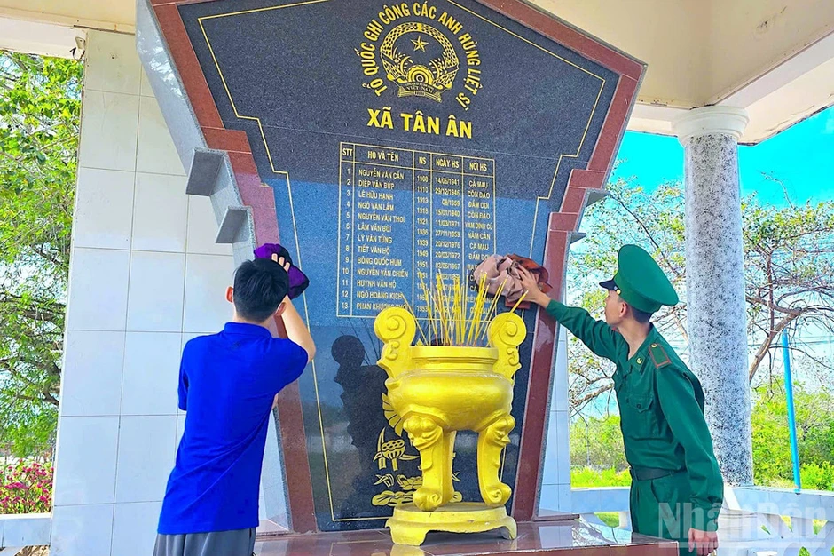 Biên phòng Cà Mau tri ân nhân Ngày Thương binh-Liệt sĩ Biên phòng Cà Mau tri ân nhân Ngày Thương binh-Liệt sĩ