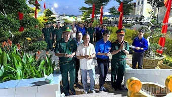 Biên phòng Cà Mau tri ân nhân Ngày Thương binh-Liệt sĩ