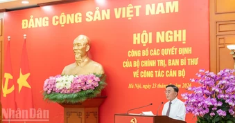 Bộ Chính trị, Ban Bí thư công bố các quyết định về công tác cán bộ