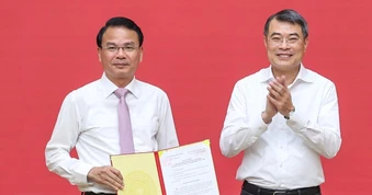 Bộ Chính trị chỉ định nhân sự vào Thường trực Đảng ủy Chính phủ và Quốc hội