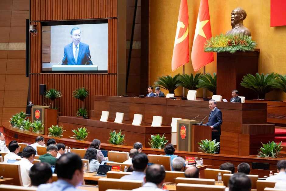 Bộ Chính trị đã ra quy định đánh giá cán bộ, thay thế người không đáp ứng Bộ Chính trị đã ra quy định đánh giá cán bộ, thay thế người không đáp ứng